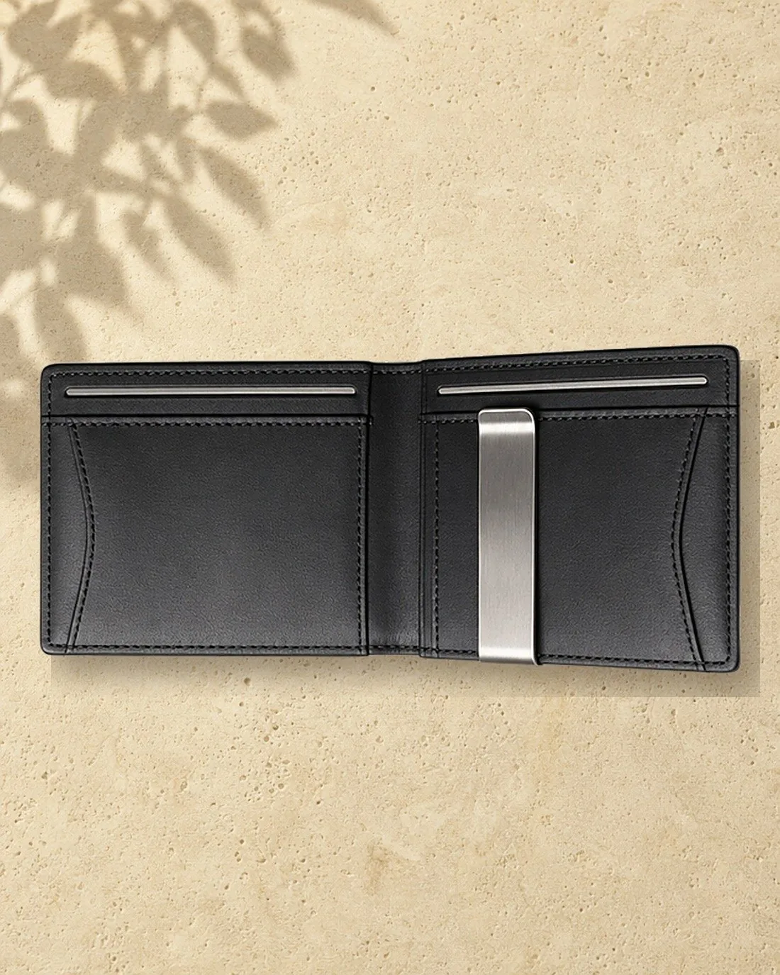 The Slim Wallet, the slim wallet
